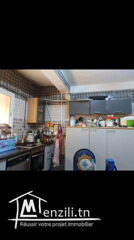 Appartement s3 avendre a lycée ezzahra