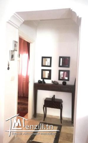 A louer un grand Rez de jardin d’une villa