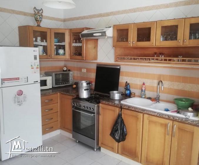 A louer un grand Rez de jardin d’une villa