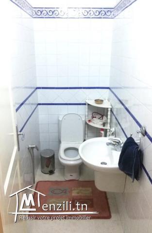 A louer un grand Rez de jardin d’une villa