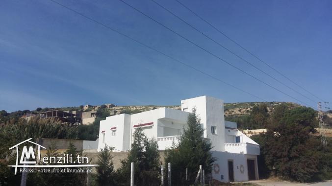 Grande villa,  avec vue sur de mer a Bizerte
