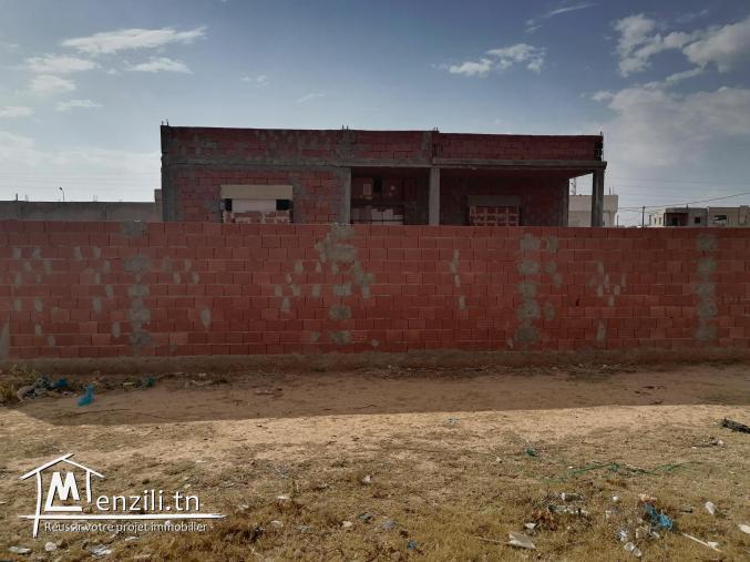 منزل للبيع طريق المحارز ة كلم 5صفاقس