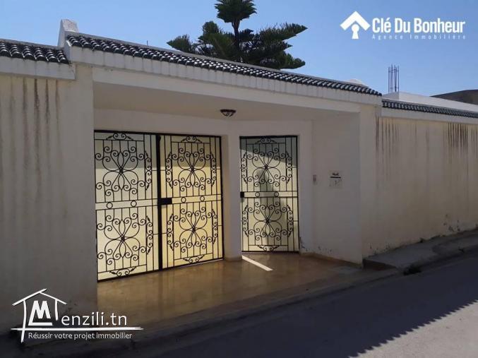 terrain à vendre plein la soukra