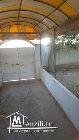 Villa deux etages studio plus terrain