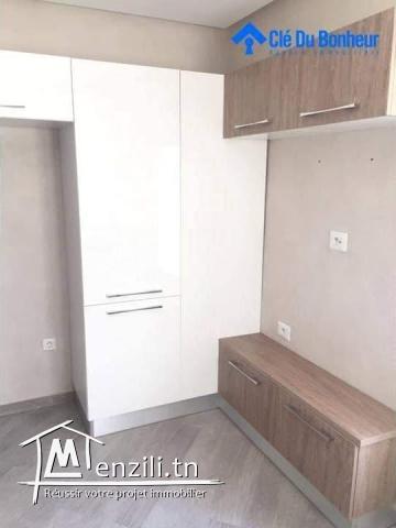 luxe appartement totalement rénové à l'aouina