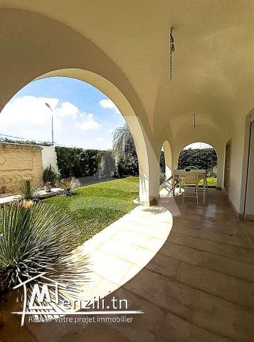 Location d’une villa avec piscine Gammarth Tunisie