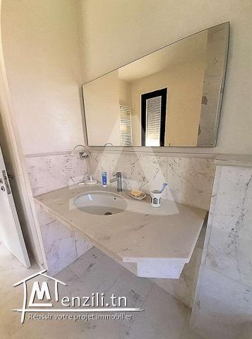 Location d’un étage de villa au Golf de Gammarth