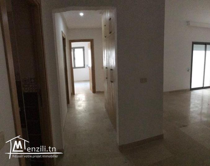 appartement S+2 au 1ér étage dans un cartier calme et sécurisé