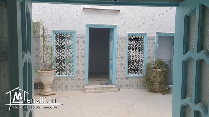 دار للبيع بالقيروان المدينة