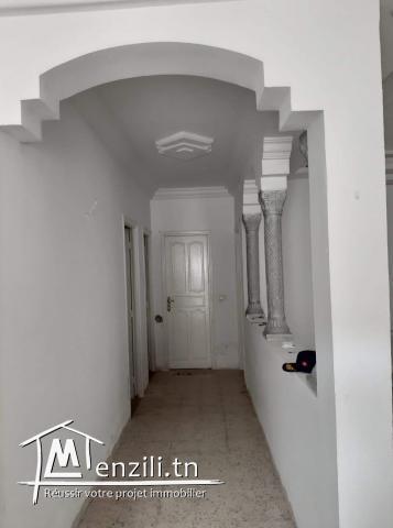 maison a deux étages à borj louzir