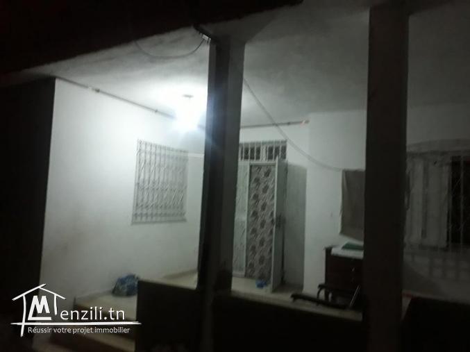 maison à vendre A sidi amor  sur 3 niveau