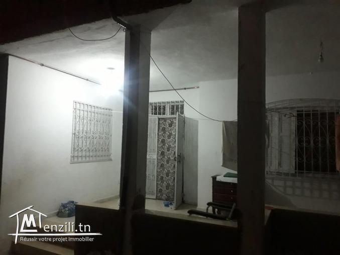 maison à vendre A sidi amor  sur 3 niveau