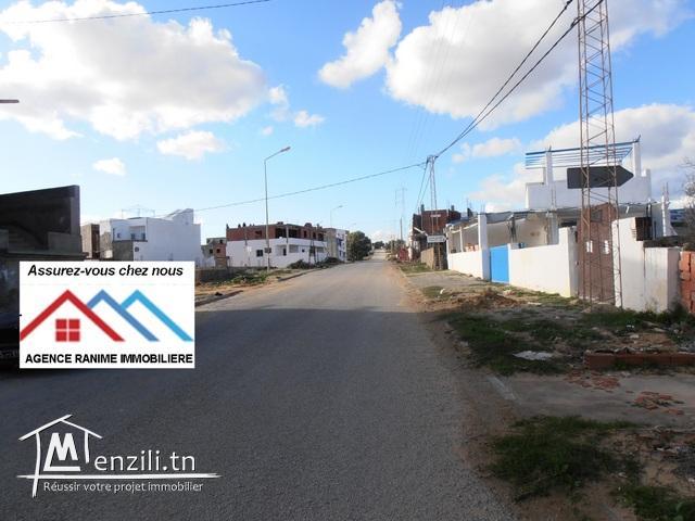 Terrain de 500m² a la plage d’el haouaria