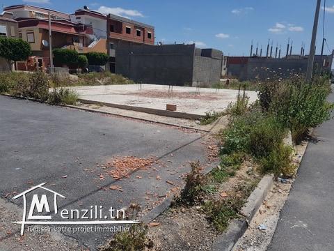 terrain constructible de 150 m² a la mannouba