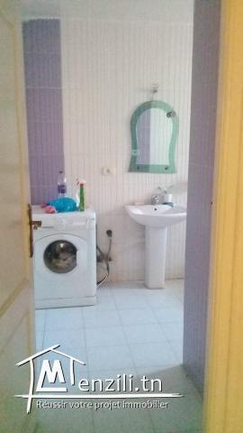 villa ariana ennkhilet près du pole technologique ELGHAZELA