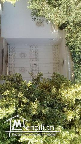 villa ariana ennkhilet près du pole technologique ELGHAZELA