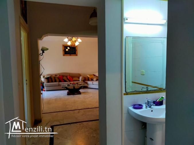 A vendre appartement S+3 à La Soukra