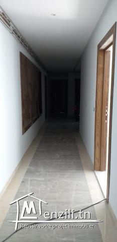 appartements  s+1  s+2 ,  s+3 et des villas a soukra  à vendre