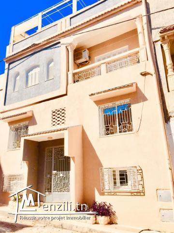 belle maison de 4 étages a cite erriadh cote soltana