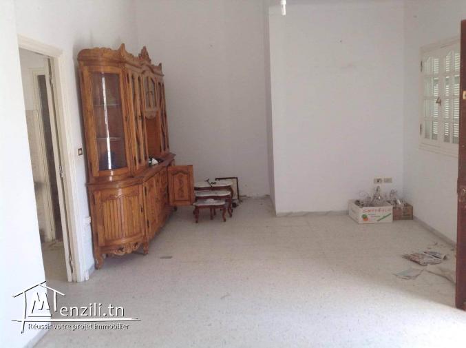 magnifique villa située en plein cœur de la cité el ghazela