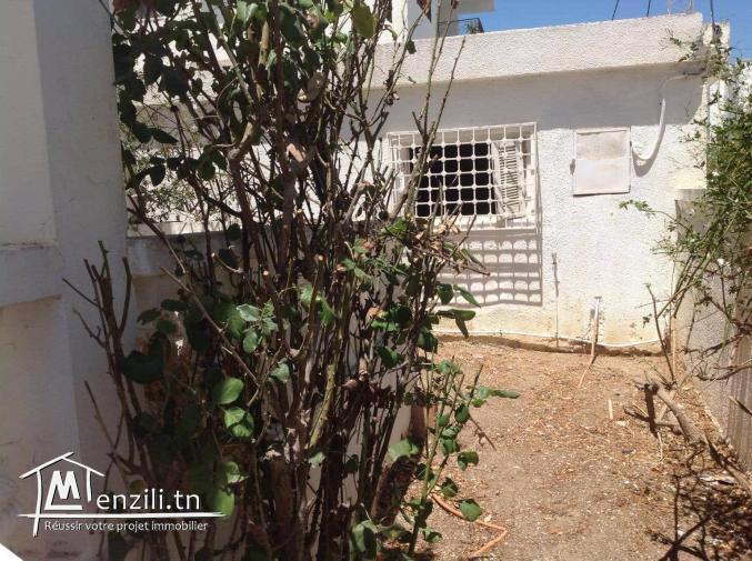 magnifique villa située en plein cœur de la cité el ghazela