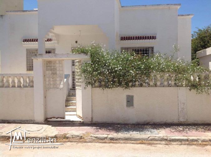 magnifique villa située en plein cœur de la cité el ghazela