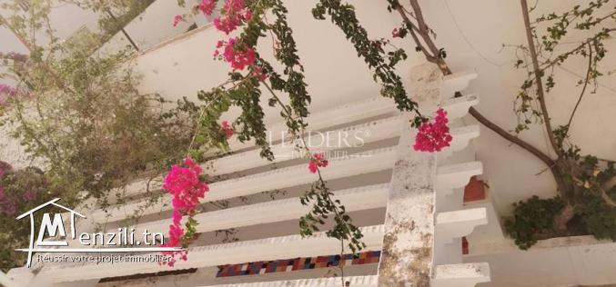 Un magnifique appartement à vendre  occupe le 1ére étage