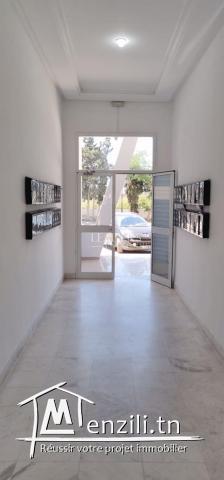 Un appartement S+1  situé au 1er étage  à hammamet