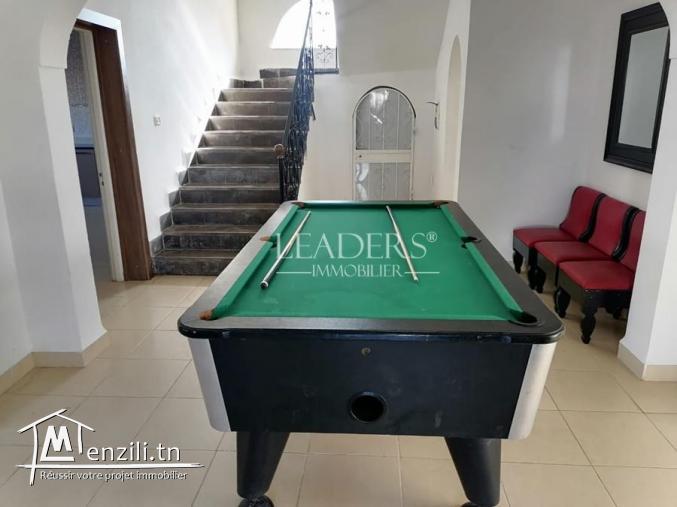 villa S+4 avec studio située à 4 km de Yassmine Hammamet