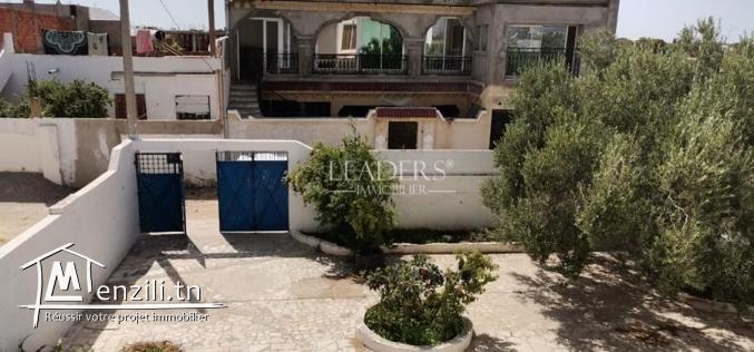 Maison  R+1 avec jardin  a Hammamet Sud