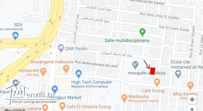 Terrain titré à rades