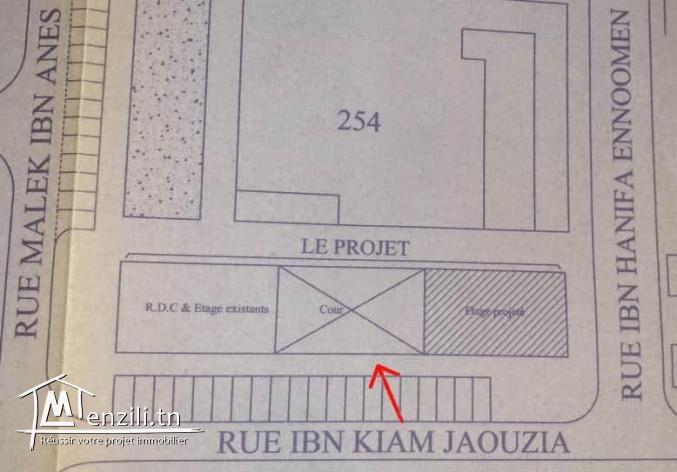 Terrain titré à rades