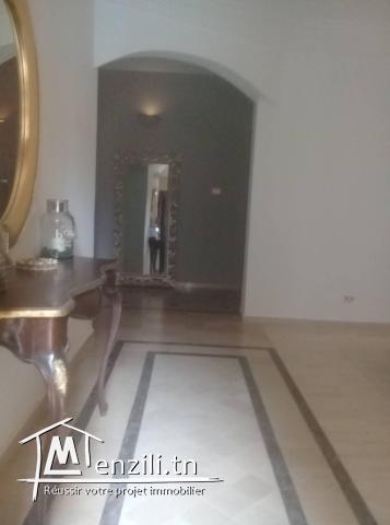 Villa indépendante à la Soukra S+3 très haut standing