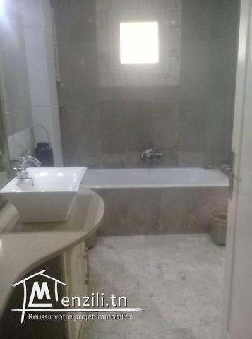 Villa indépendante à la Soukra S+3 très haut standing