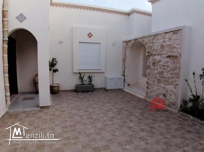Vente Houch - Maison typique Djerbienne - avec piscine