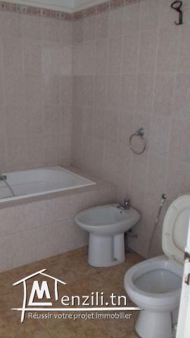 Appartement Duplex S+3 centre ville Kelibia