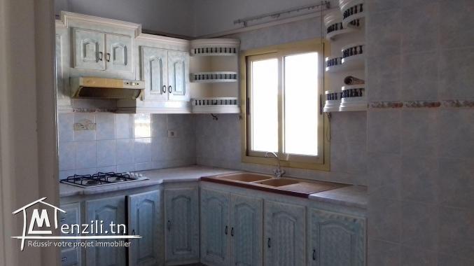 Appartement Duplex S+3 centre ville Kelibia