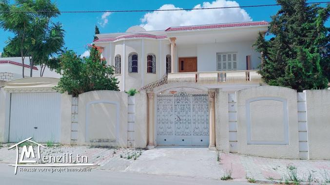 à vendre Villa haut standing à BEN AROUS