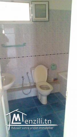 Appartement S+3 en 2 ème étage