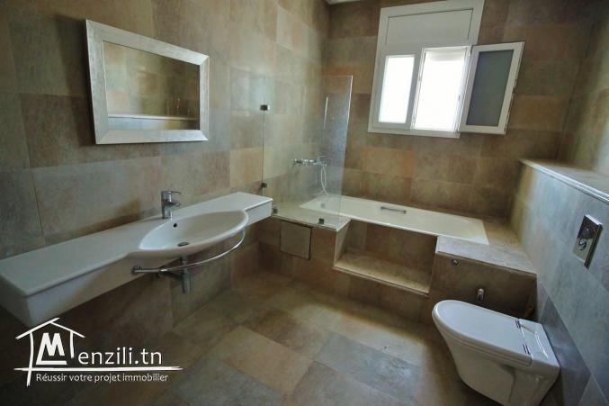 Lumineuse villa à Gammarth touristique