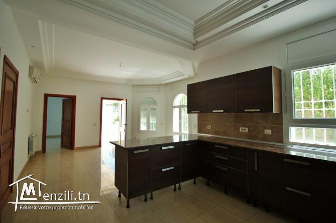 Lumineuse villa à Gammarth touristique