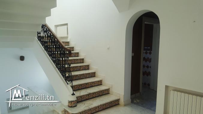 Spacieuse villa à Gammarth touristique