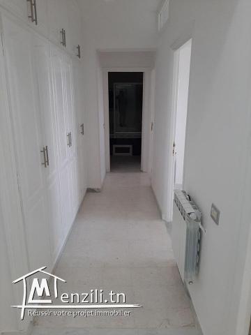 Joli appartement 3 pièces et salon