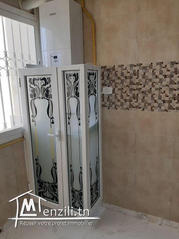 Joli appartement 3 pièces et salon