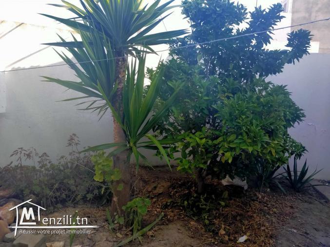 فرصة!! دار للكراء في تازركة نابل