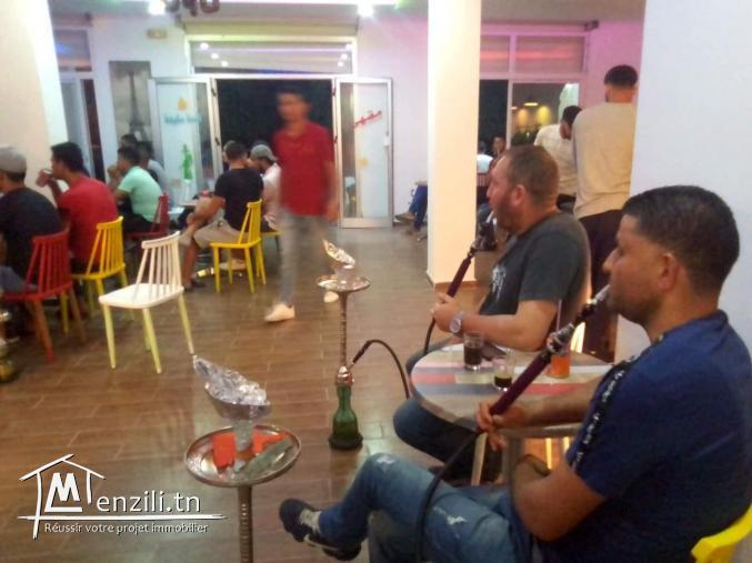 Café mixte avec  terrasse, Tunis