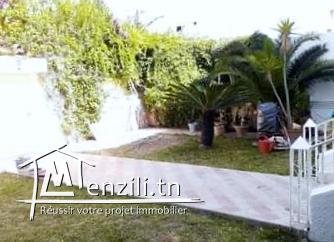 Rez de chaussée meublé vers le stade de la Marsa