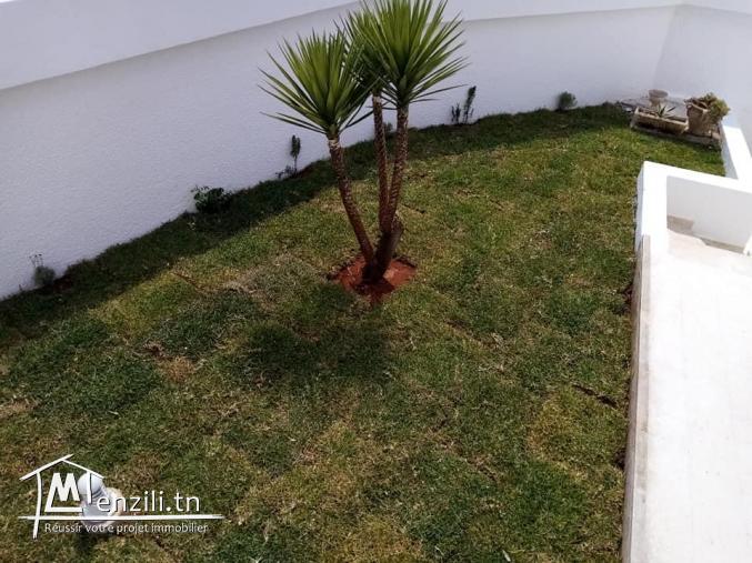 A louer villa S+7 (vide) à el menzah9