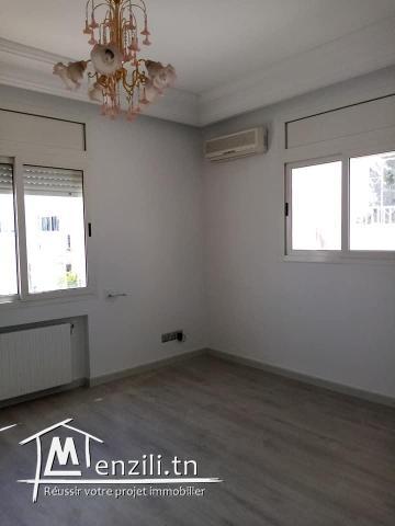 A louer villa S+7 (vide) à el menzah9