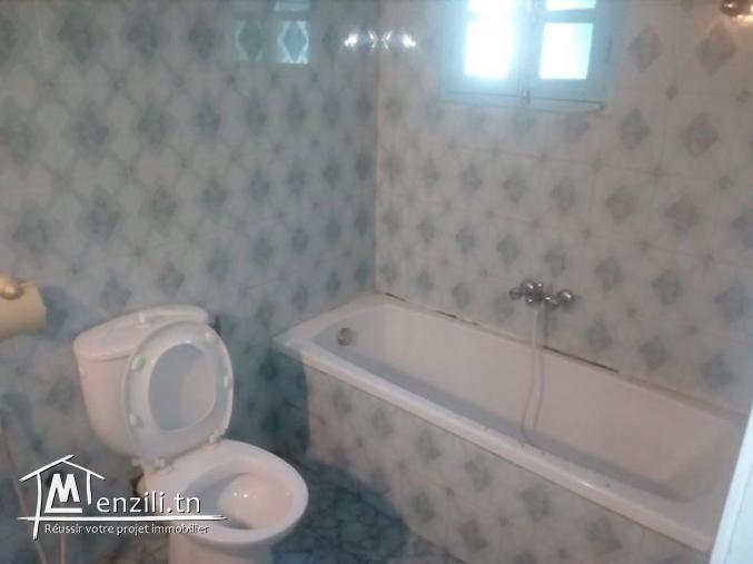 Deux étages de maison a hamamet